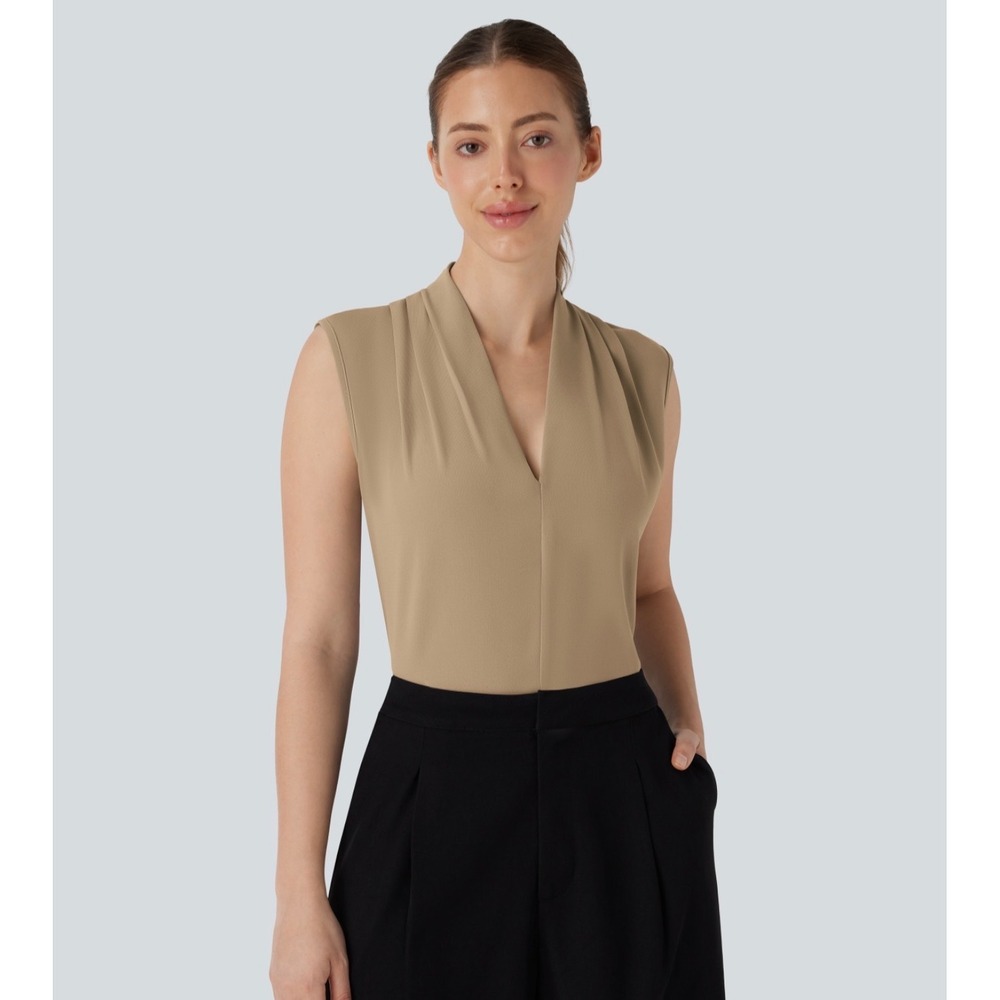 Halara Womens V Neck Sleeveless Work Blouse Pleated Tan Medium NWT